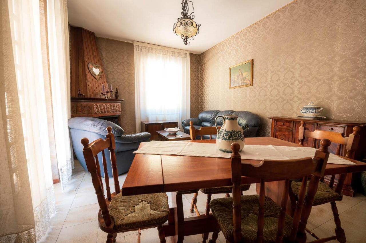 Casa Vacanze Dante Gorfigliano Buitenkant foto